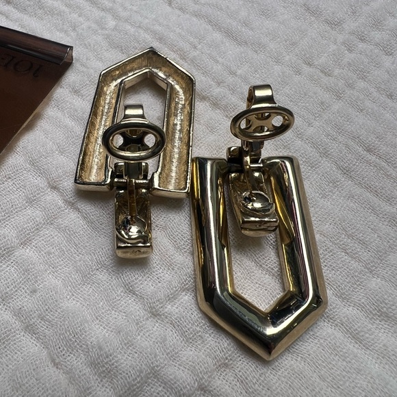 Vintage Joel Powell Designs Clip Earrings Gold - Picture 3 of 6